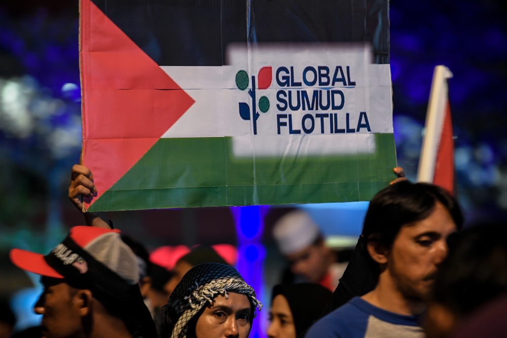 Flotilla 2.0: 1,000 pro-Palestinian activists to relaunch Gaza mission from Barcelona on April 12