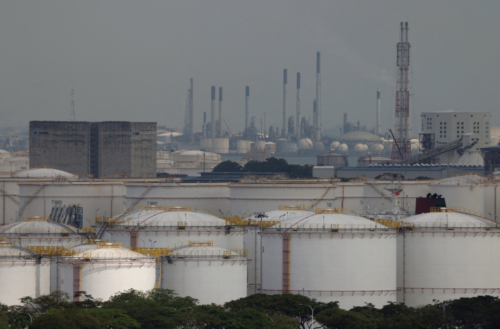 Thailand probes suspected fuel hoarding after 57m-litre supply gap