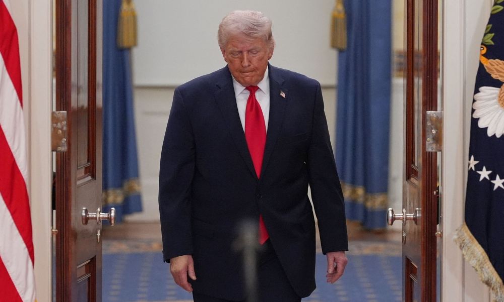 Trump issues 48-hour ultimatum to Iran as fighting spreads across Middle East