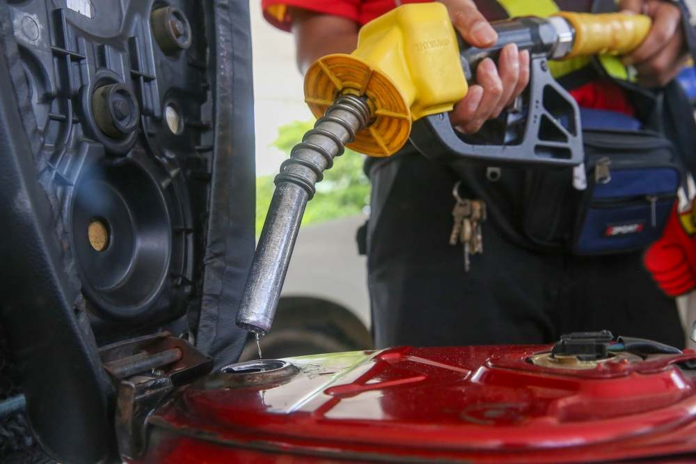 Vietnam extends fuel tax suspension until end‑June to stabilise market amid supply disruption