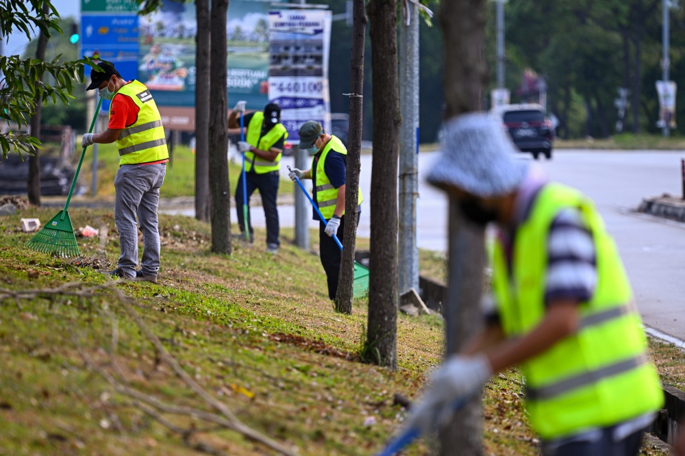 Nearly 3,000 littering notices issued nationwide since Jan 1, SWCorp says