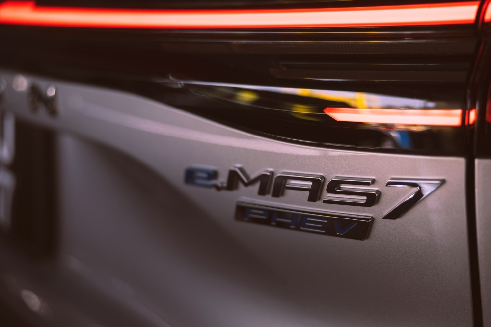 Proton reports 6,500 orders for e.MAS 7 plug-in hybrid