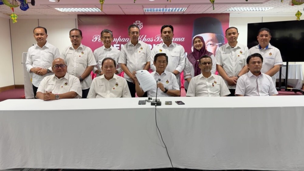 Umno assemblymen in Negeri Sembilan dismiss rumours of U‑turn, await Zahid Hamidi’s instructions