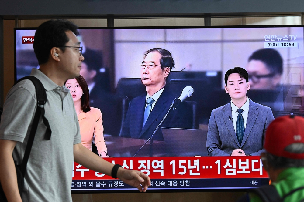 South Korea cuts ex-PM Han Duck-soo’s martial law-linked sentence to 15 years on appeal