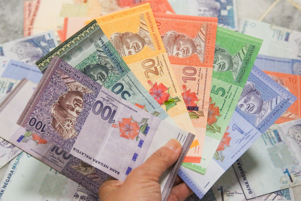 Ringgit edges higher as traders watch Middle East tensions, Malaysia GDP data
