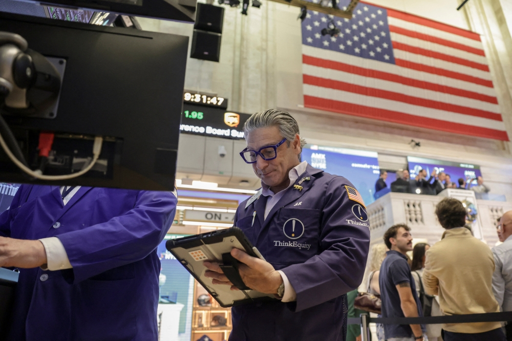 S&P 500, Nasdaq hit record highs on US-Iran ceasefire hopes and AI rally