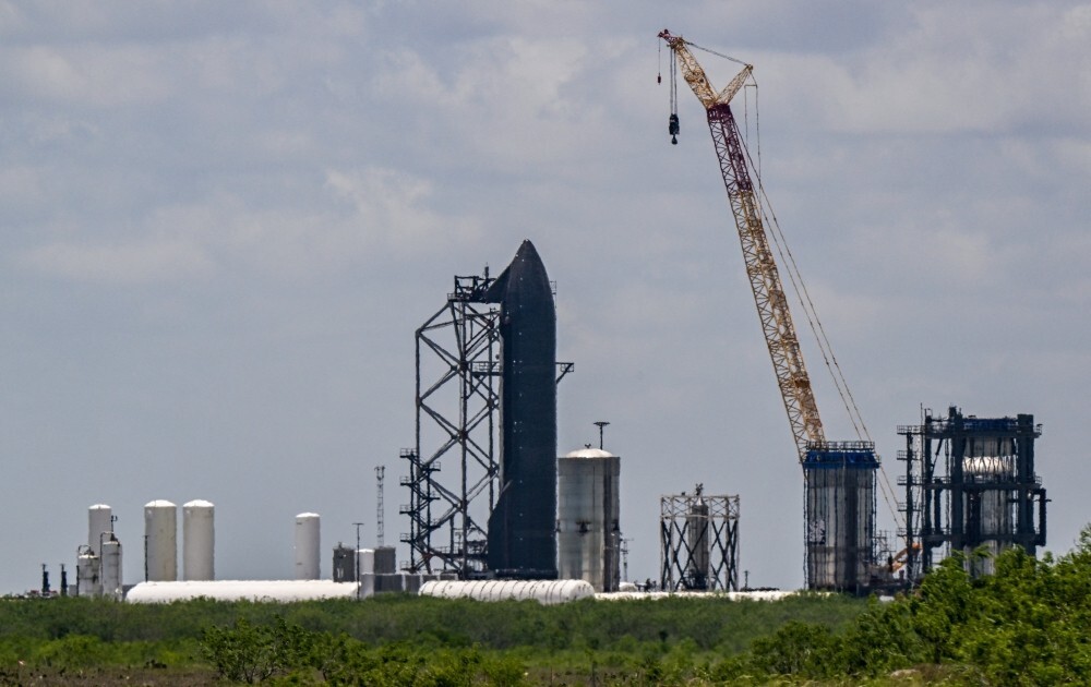 SpaceX shareholders approve 5-for-1 stock split ahead of planned IPO