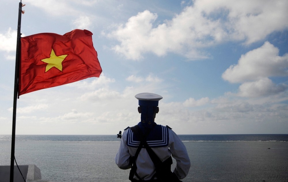 Petrovietnam launches open tender for offshore Block 17 in South China Sea