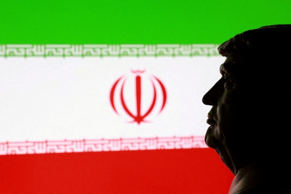 Iran reports progress in talks with US, warns signing of deal not imminent