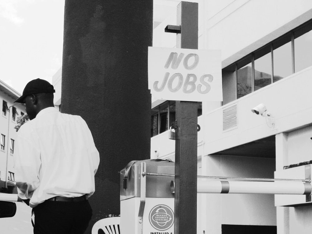 UK risks ‘lost generation’ as youth unemployment nears one million, says govt report