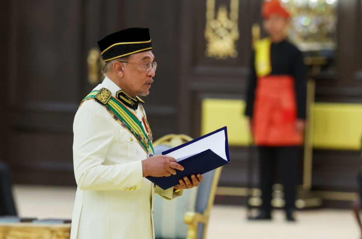 Anwar praises King as symbol of unity, vows Madani govt will continue serving with dedication