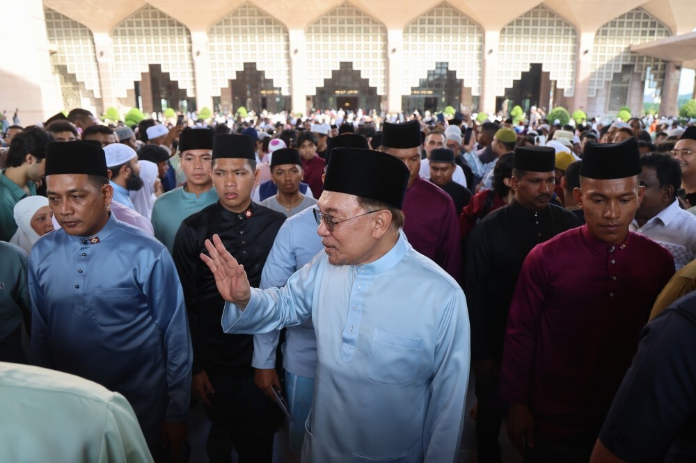 PM orders MOHE, MOH to expedite resolution of Alexandria PharmD recognition issue for affected students