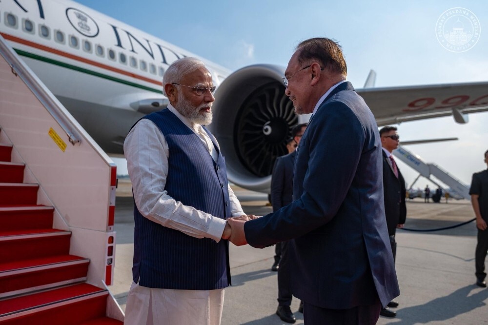 As Modi sets tenure record, Anwar praises leader and Malaysia-India friendship