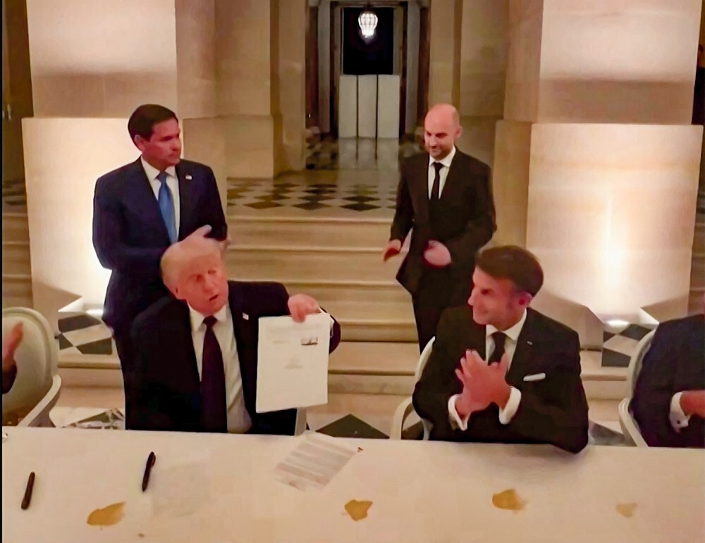 Republicans blast Trump’s Iran deal as details emerge, calling it ‘worst foreign policy blunder’ as president lashes out at ‘these fools’