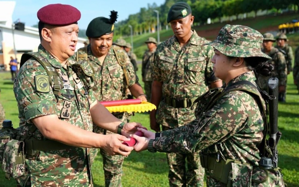 Perlis princess joins ranks as Army voluntary course graduate, palace says defence is shared responsibility
