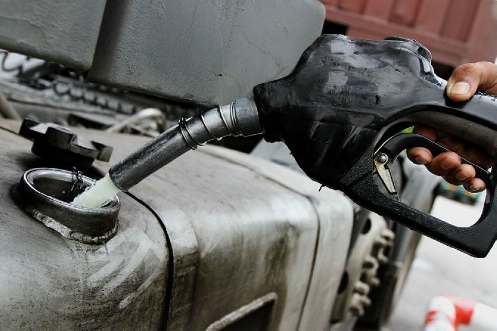 Police, KPDN seize over 5,000 litres of diesel in Miri raid, two arrested