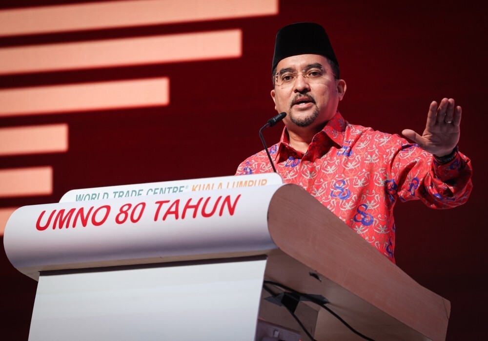 Umno sec-gen alleges Puad Zarkashi quit because his son was not picked for Johor election