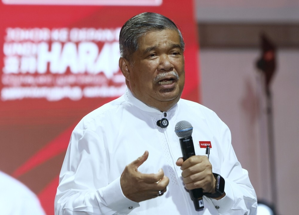 ‘Competing in the daytime but friends at night’, Mat Sabu says Pakatan‑BN clash confined to Johor polls