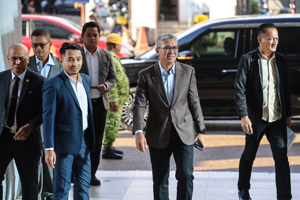 Tengku Zafrul testifies in Muhyiddin’s RM225m Jana Wibawa corruption trial