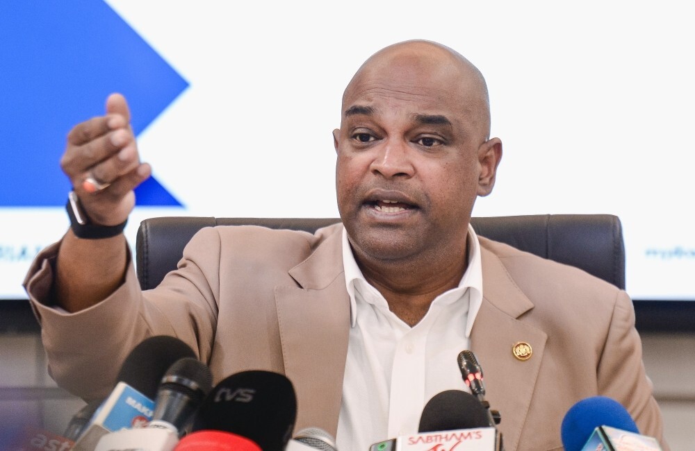 Lindung 24 Jam contributions now optional for local employees, mandatory for foreign workers, says HR minister