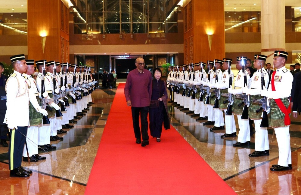 Malaysia rolls out royal welcome for Singapore President Tharman in his first state visit