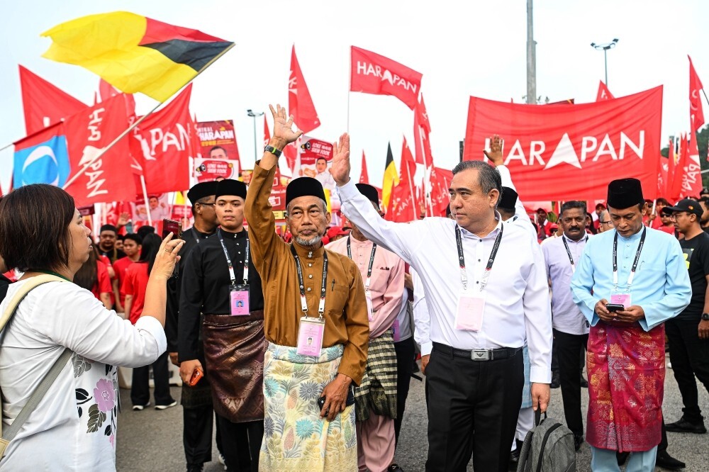 Anthony Loke’s Chennah defence begins with straight fight against MCA Youth chief Siow Kong Choon