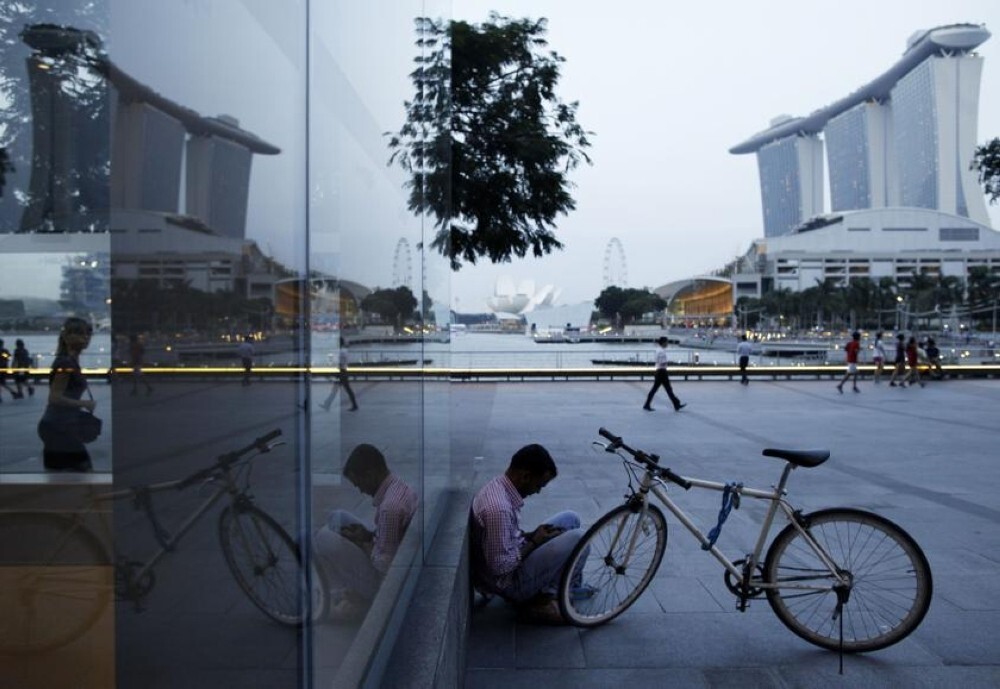 Singapore to raise minimum annual leave for outsourced PWM workers to 10 days