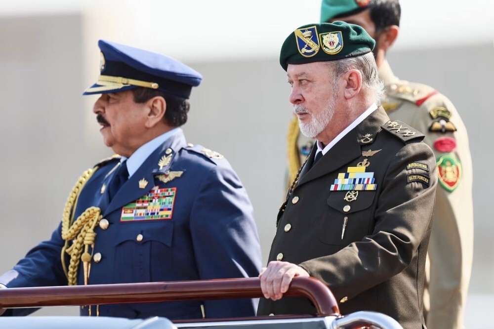 Palace says Sultan Ibrahim’s friendship with Bahrain king paved way for F1 race