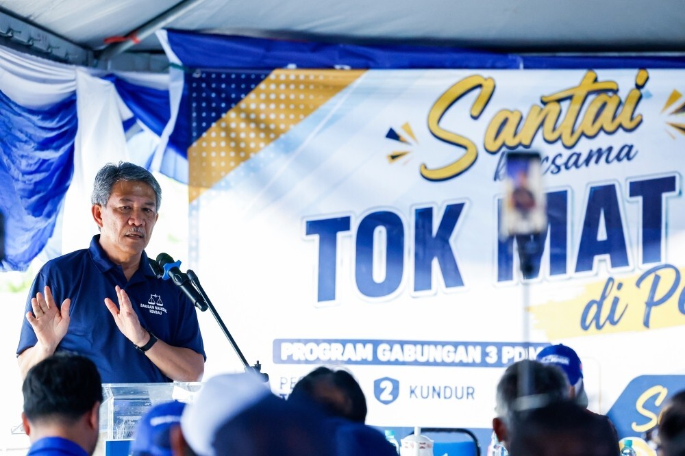 Tok Mat warns UNHCR: Cooperate on refugee screening in Malaysia or face exit