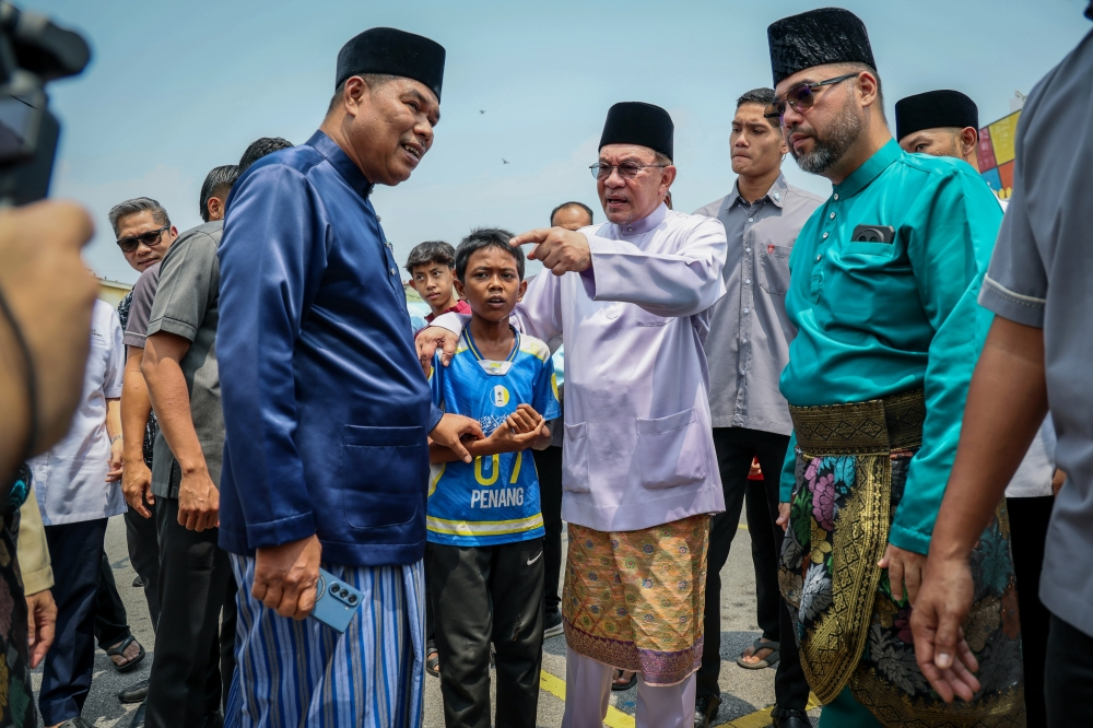 Anwar: Malaysia coordinating aid to Nepal, may deploy Smart elite rescuers