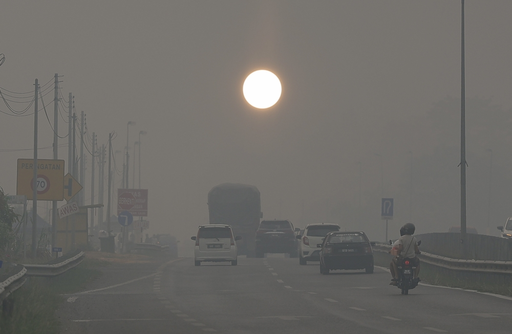 Zahid: Cloud seeding targets haze‑hit areas and dams with falling water levels