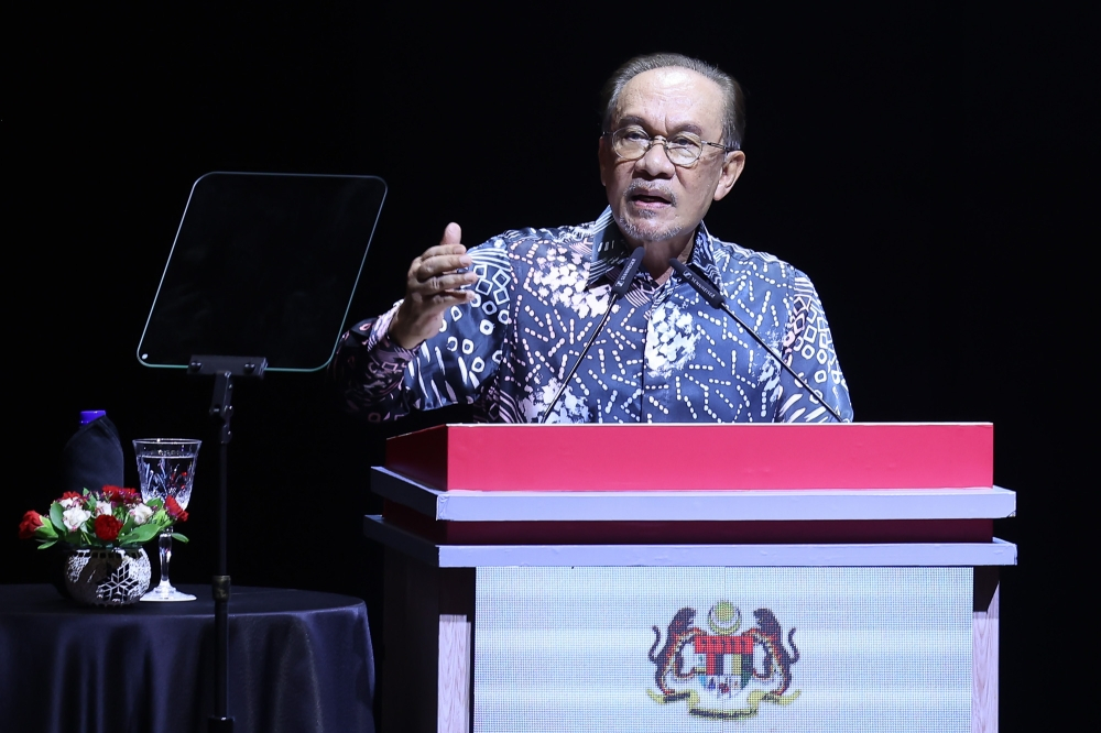 Budi95 quota restored to 300 litres, Anwar announces goodies ahead of Merdeka celebration