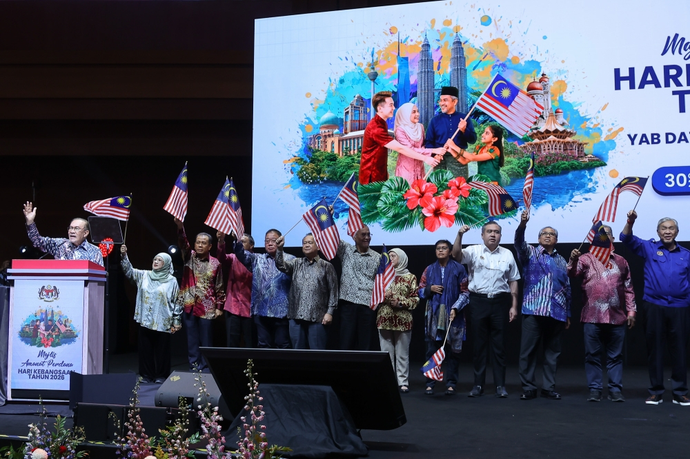 Ahead of National Day, Anwar urges Malaysians to protect the nation and stay united