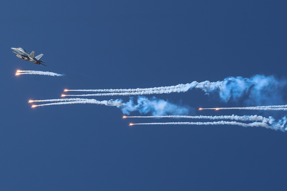 Roar of fighter jets dominates Putrajaya skies as RMAF stages National Day air show