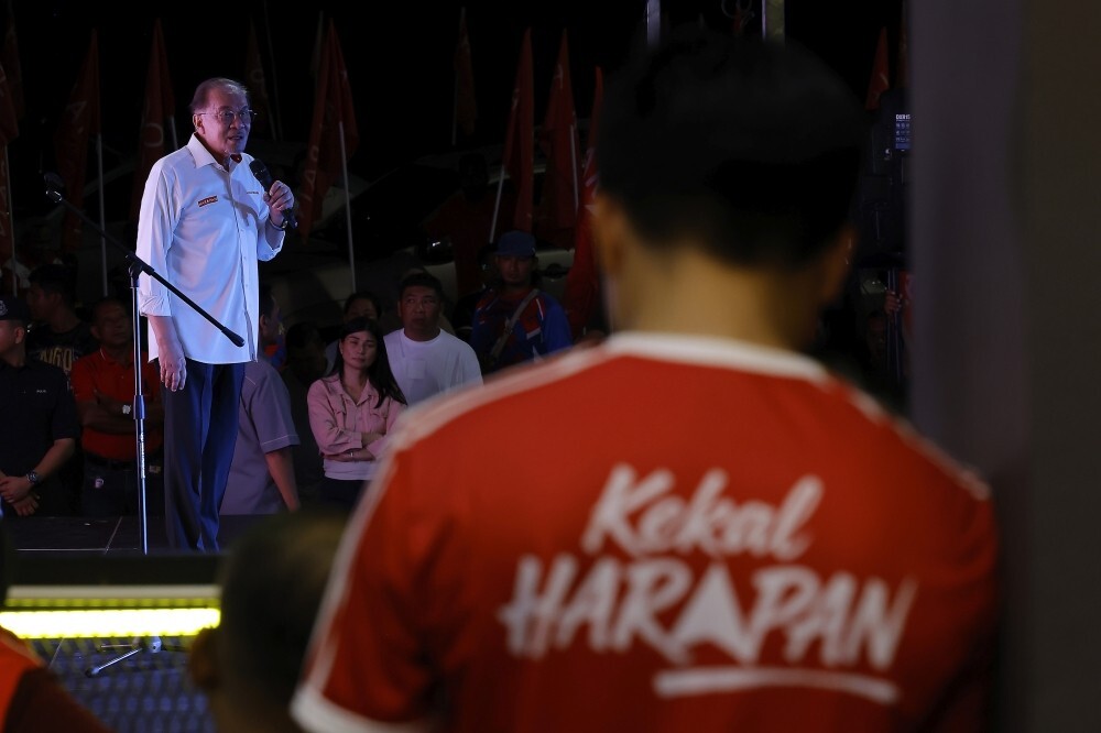 PM Anwar pledges continued cooperation, federal support for Negeri Sembilan government
