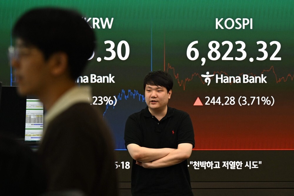 Asia’s AI stocks pummelled as bond yields hit pre-2008 levels