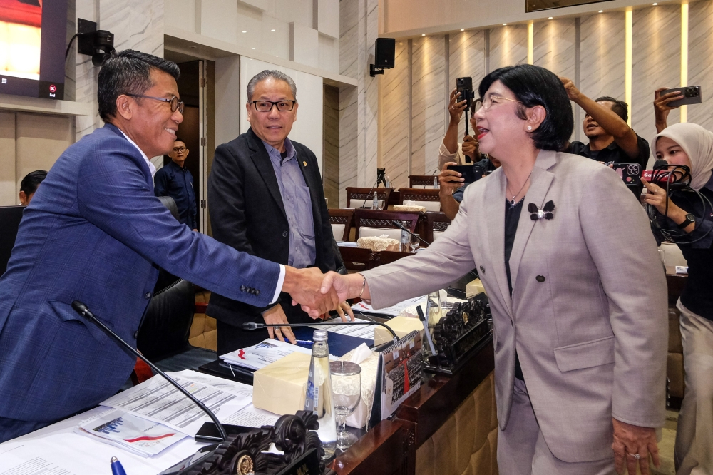 Indonesia parliament confirms Destry as new central bank governor