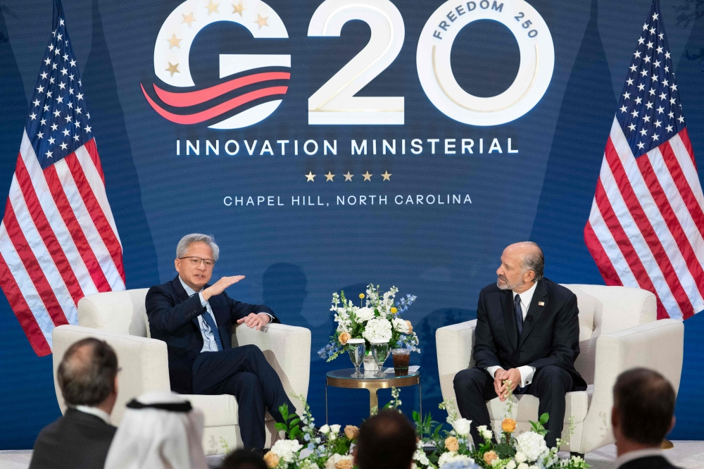 Tech bosses press G20 to build AI data centres, but ministers split on risks and community impact concerns