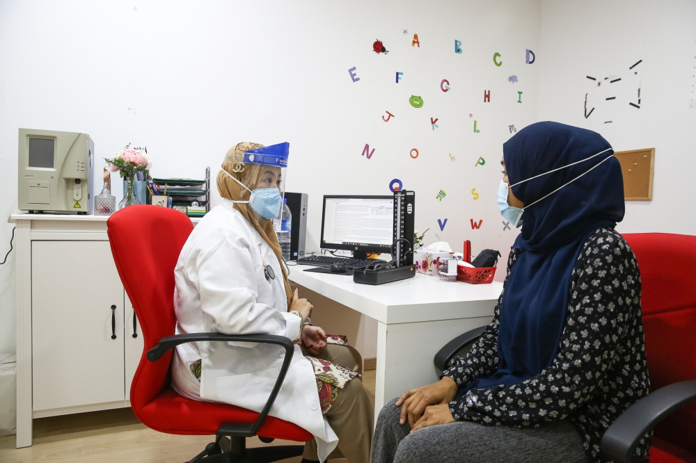 ‘Malaysia, Jom Check!’: Free health screenings for STR recipients aged 40 and up
