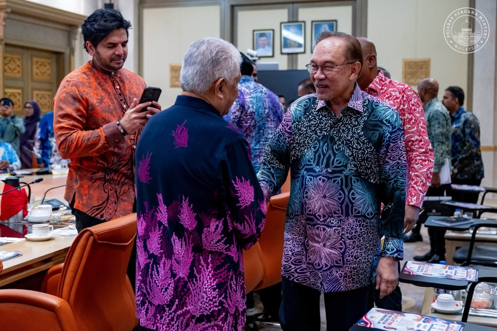 Anwar vows to strengthen MITRA and expand Indian community support
