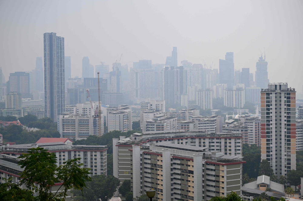 Singapore haze eases in west but central region remains unhealthy