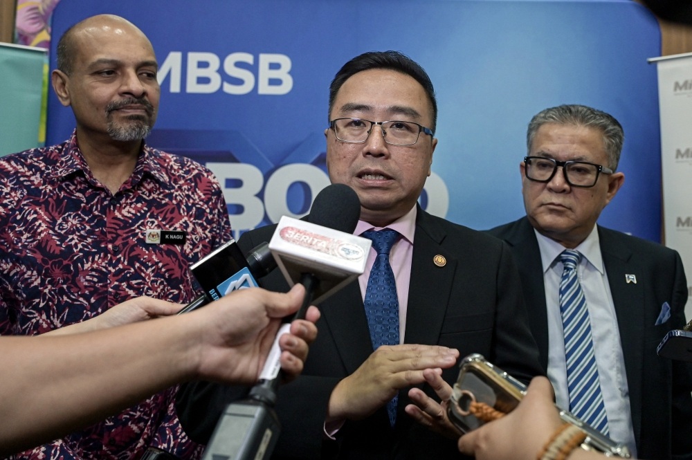 No cracks in federal unity govt, says Pakatan minister as Umno closes gap with PAS ahead of assembly