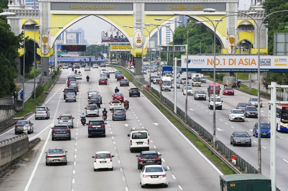 Fourteen of 20 banks now offer reducing balance hire-purchase financing, says Armizan