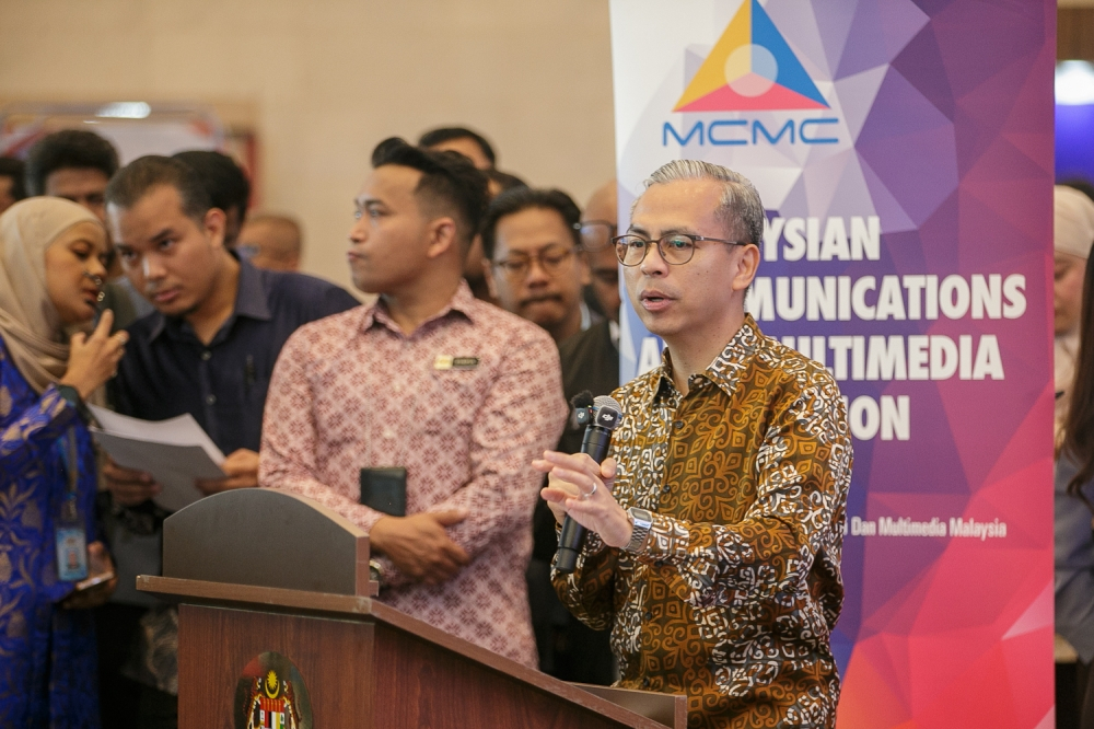 Fahmi Fadzil plays down Pakatan-Bersatu Melaka dinner