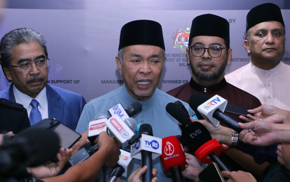 Zahid: Understand Constitution before branding actions ‘treasonous’ or ‘disrespectful’