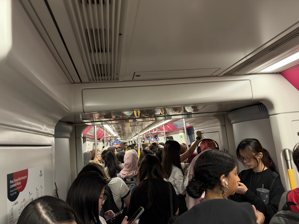Rapid KL: Putrajaya MRT Line back to normal after brake fault as Kelana Jaya LRT operations stabilise following station congestion