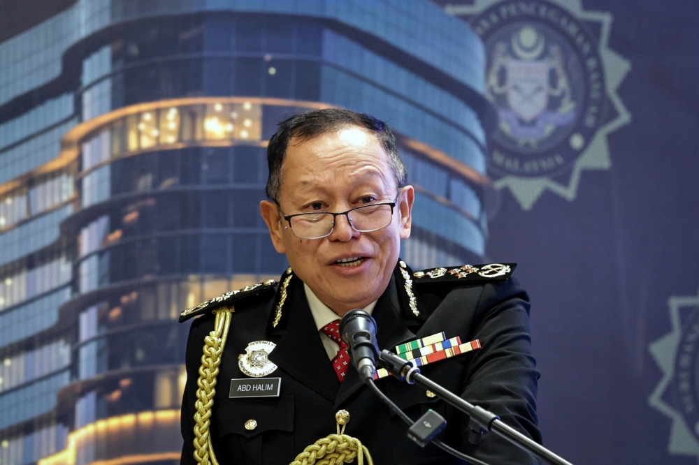 MACC chief says no asset declaration notice was served on ex-minister Saravanan’s 12-year-old son