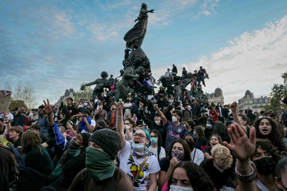 France’s student protests explode into nationwide unrest with nearly 500 arrests