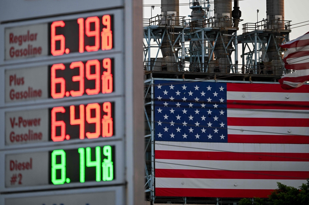 Trump hails Russia deal to release diesel as midterms loom, Zelensky criticises ‘unworthy’ move