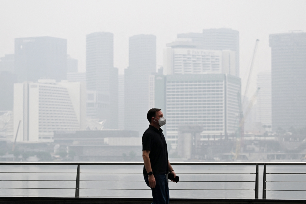 Singapore mosques to stay open for prayers, outdoor activities to stop if haze hits very unhealthy levels